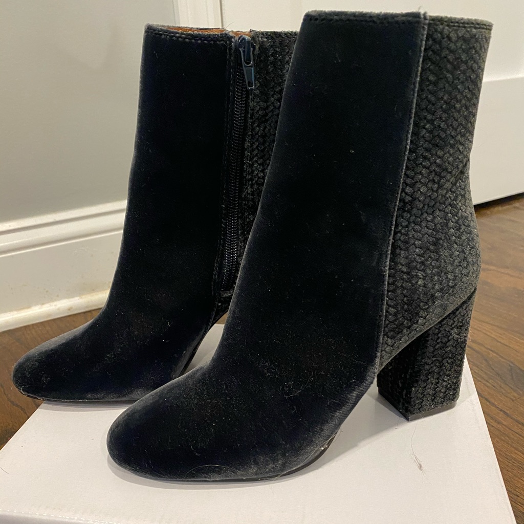 Brand New Adorable Lucky Brand Booties